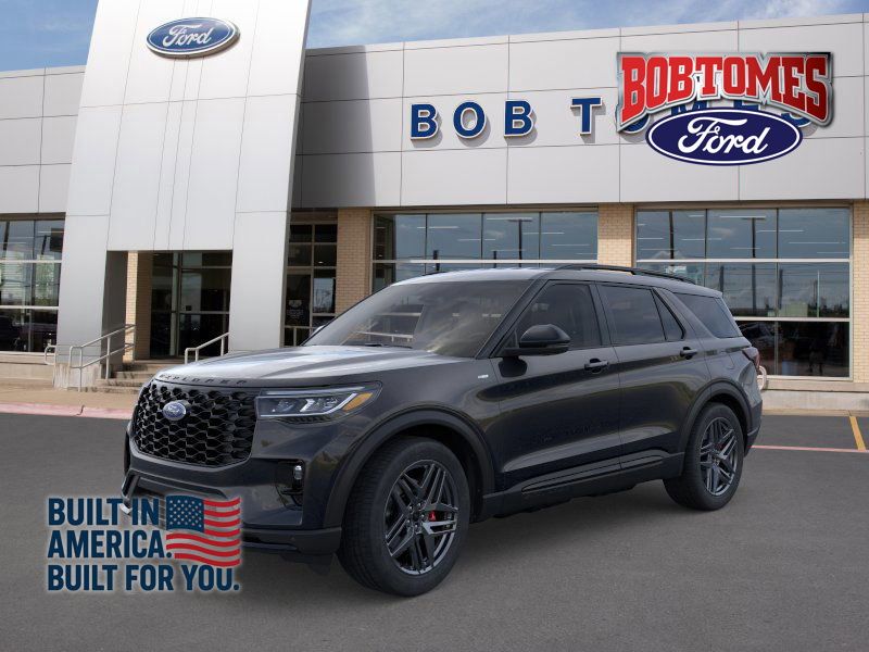 2025 Ford Explorer ST-LINE's photo