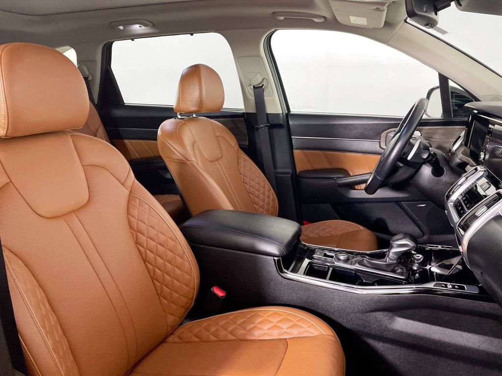 2023 Kia Sorento X-Line SX Prestige photo 28