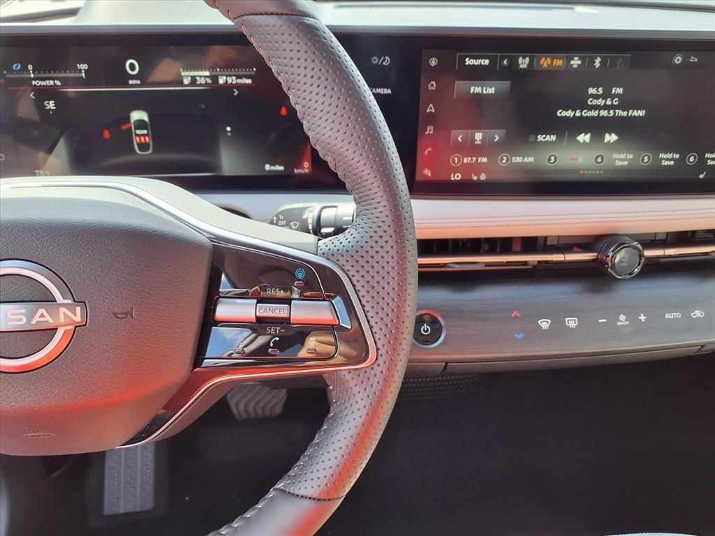 2025 Nissan ARIYA Engage Evolve+ Empower photo 10