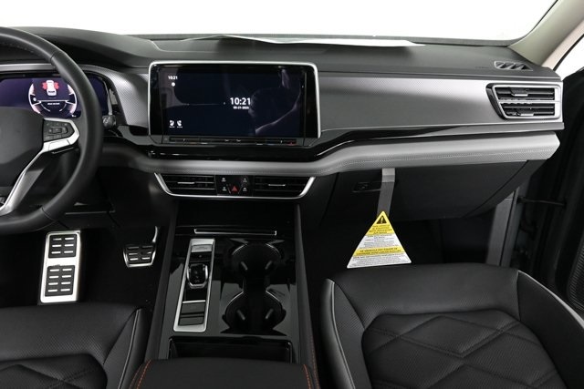 2025 Volkswagen Atlas Peak Edition SE photo 10