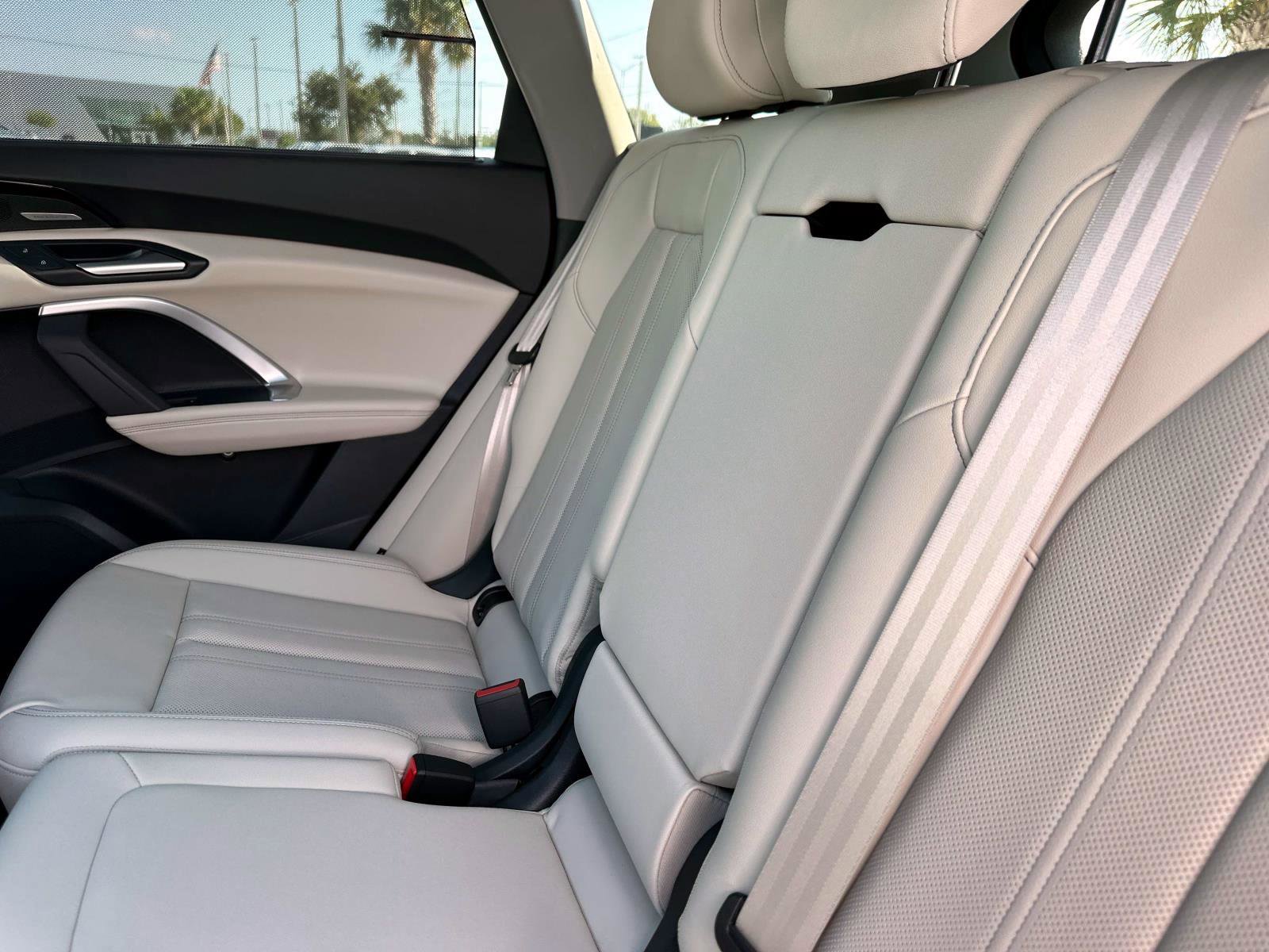 2025 Audi Q5 Premium Plus photo 12