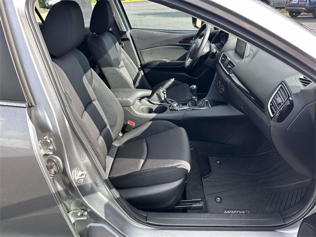 2015 Mazda Mazda3 Touring photo 14