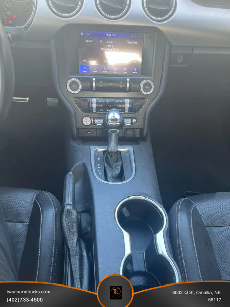 2020 Ford Mustang GT Premium Convertible photo 20