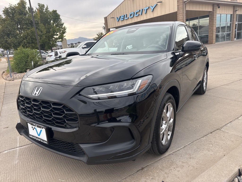 2023 Honda HR-V LX photo 3