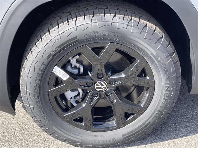 2025 Volkswagen Atlas Peak Edition SE photo 7