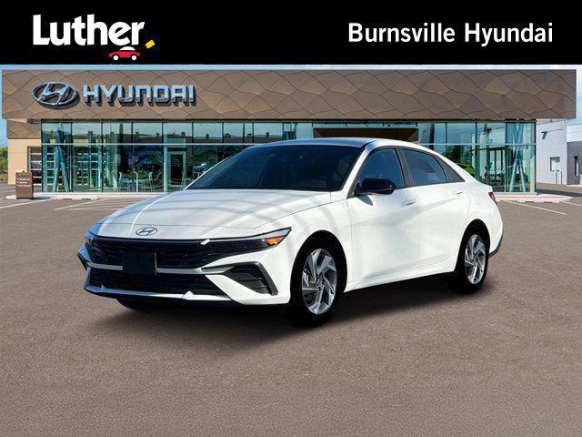 2025 Hyundai Elantra SEL's photo
