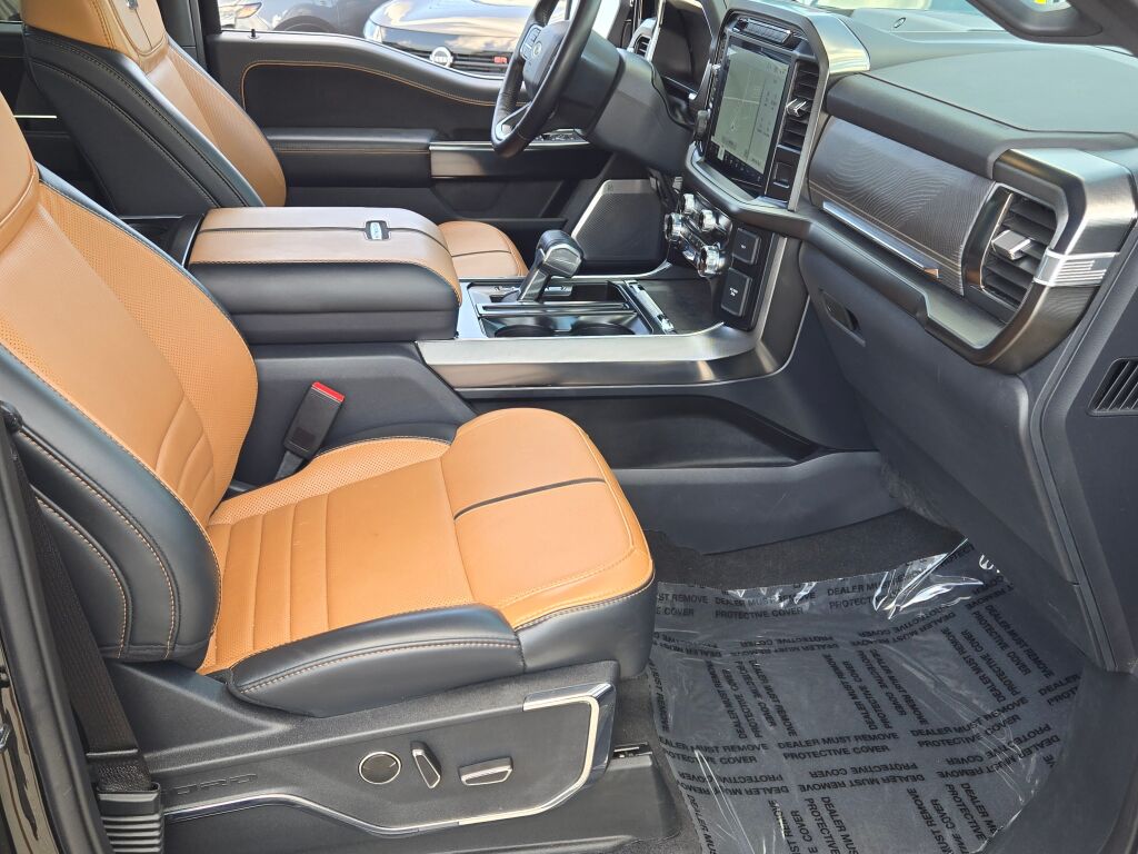 2023 Ford F-150 Platinum photo 4