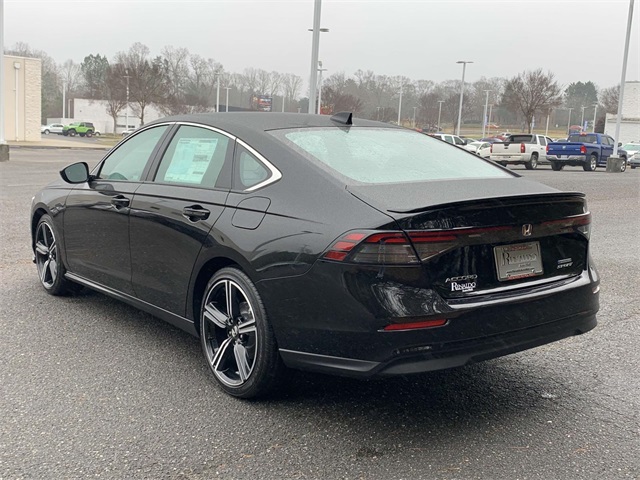 2025 Honda Accord Hybrid Sport photo 3