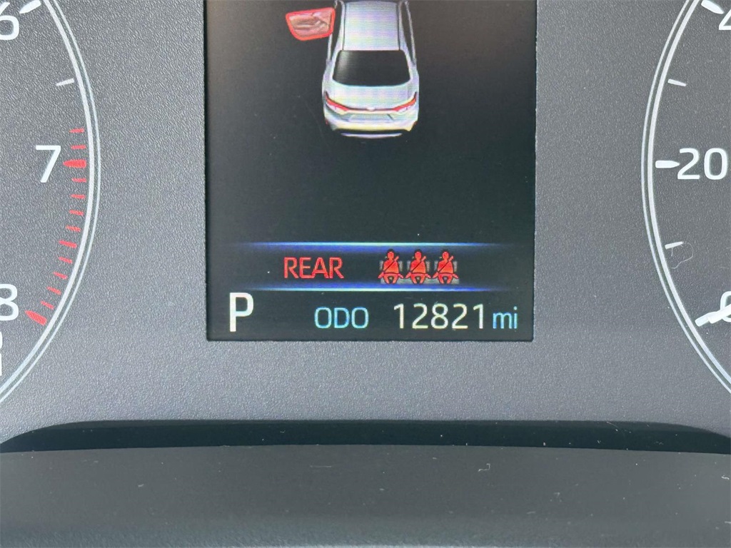 2025 Toyota Corolla LE photo 24