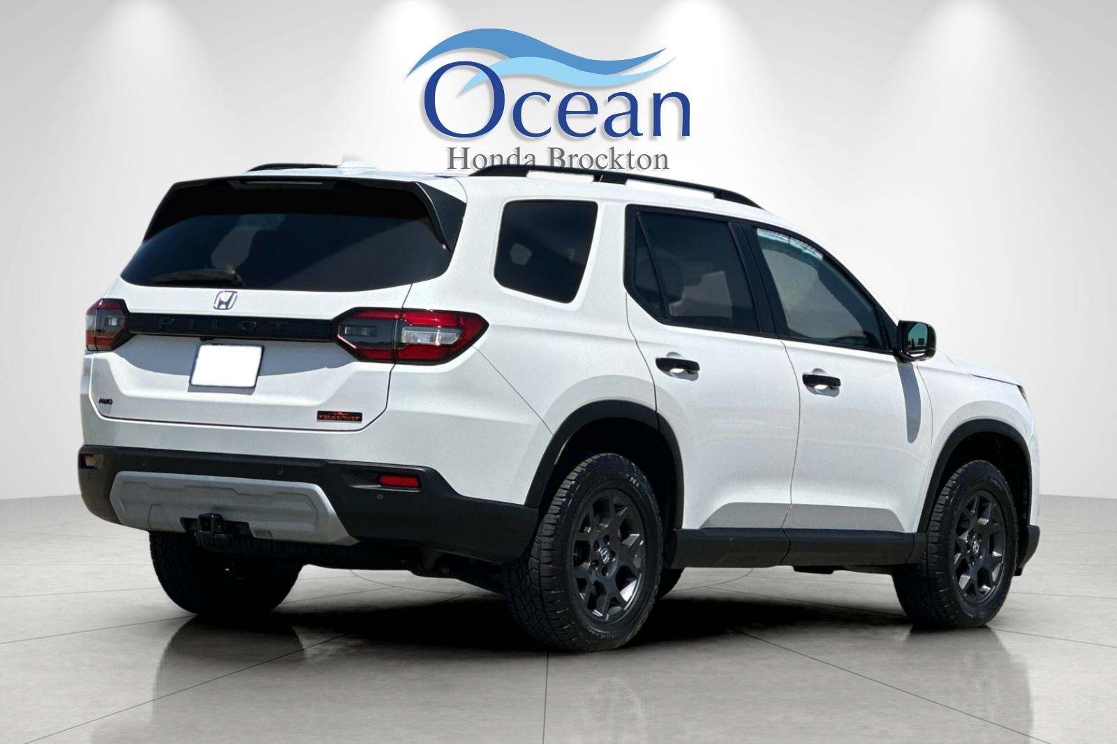 2025 Honda Pilot TrailSport photo 4