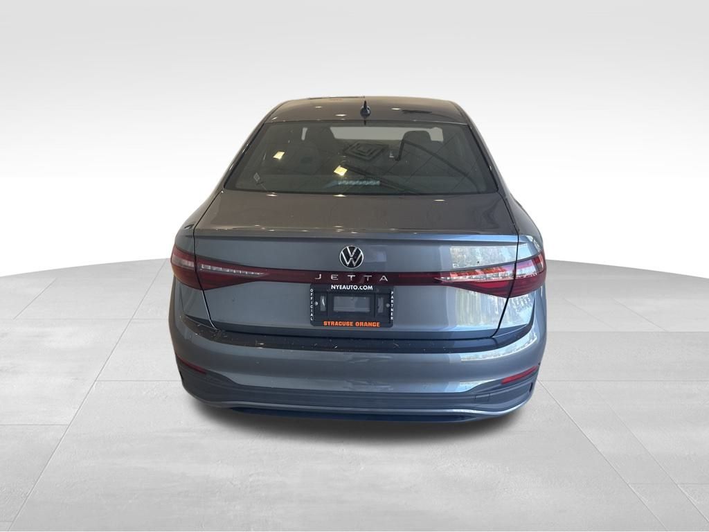 2025 Volkswagen Jetta 1.5T Sport photo 4