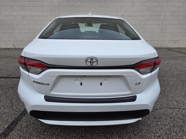 2022 Toyota Corolla LE photo 4