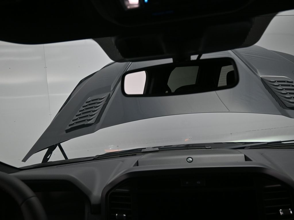 2025 Ford F-150 Tremor photo 18
