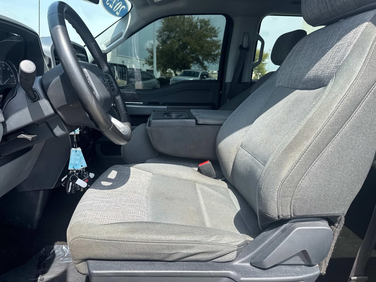 2023 Ford F-150 XLT photo 14