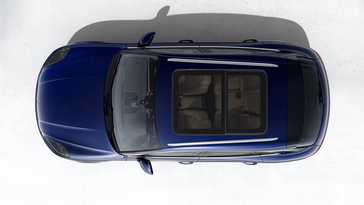 2026 Porsche Macan T photo 6