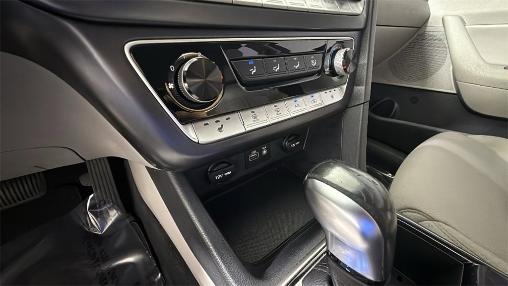 2018 Hyundai Sonata SEL photo 22