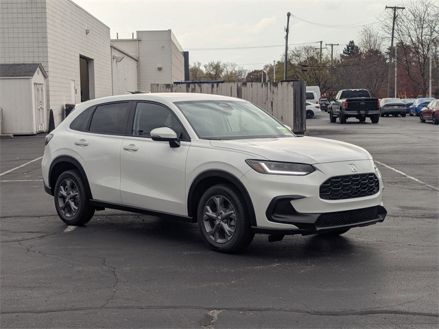 2026 Honda HR-V LX photo 4