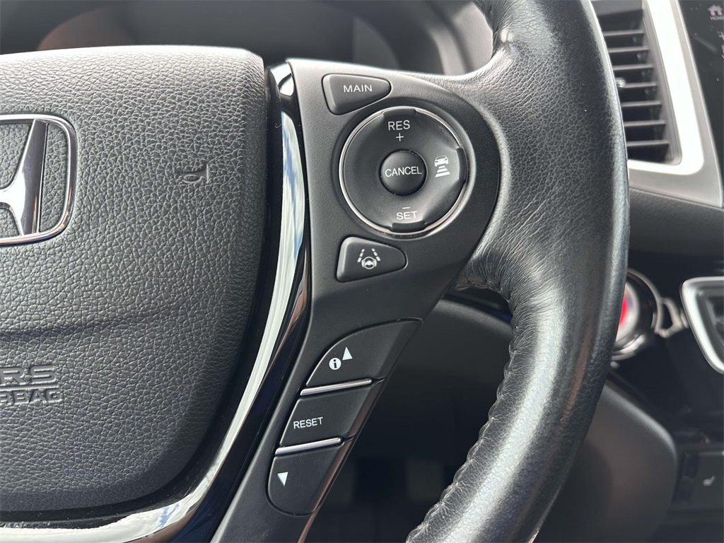 2020 Honda Ridgeline RTL-E photo 11