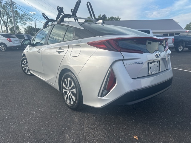 2022 Toyota Prius Prime LE photo 4
