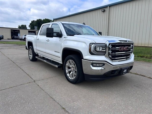 2018 GMC Sierra 1500 SLT's photo