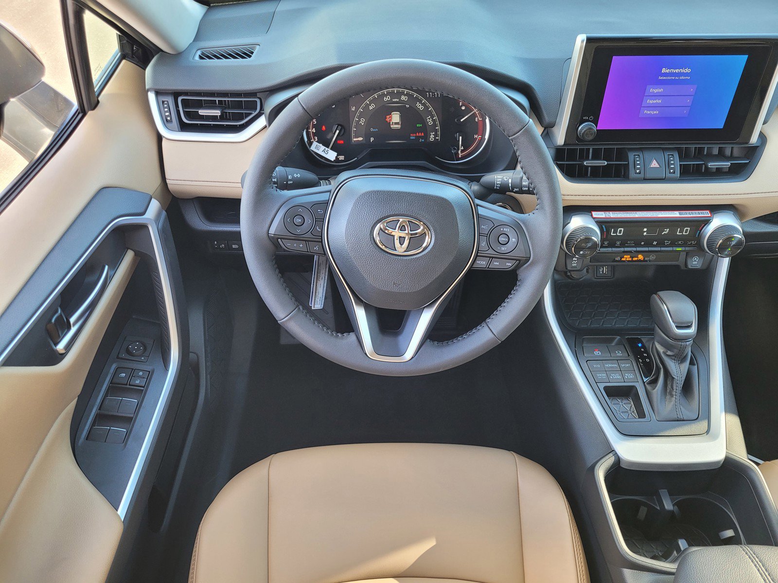 2025 Toyota RAV4 XLE Premium photo 4