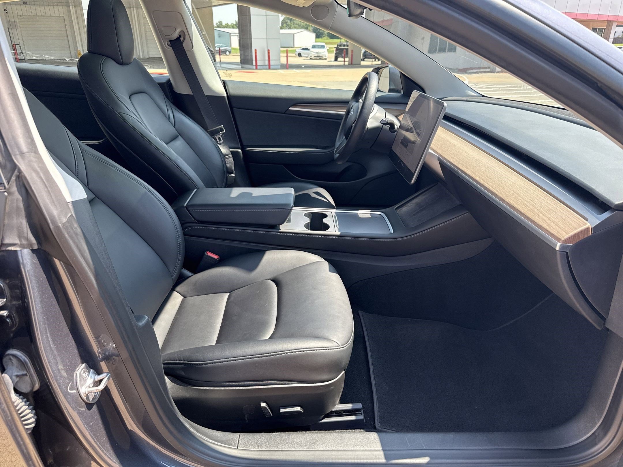 2023 Tesla Model 3 photo 23