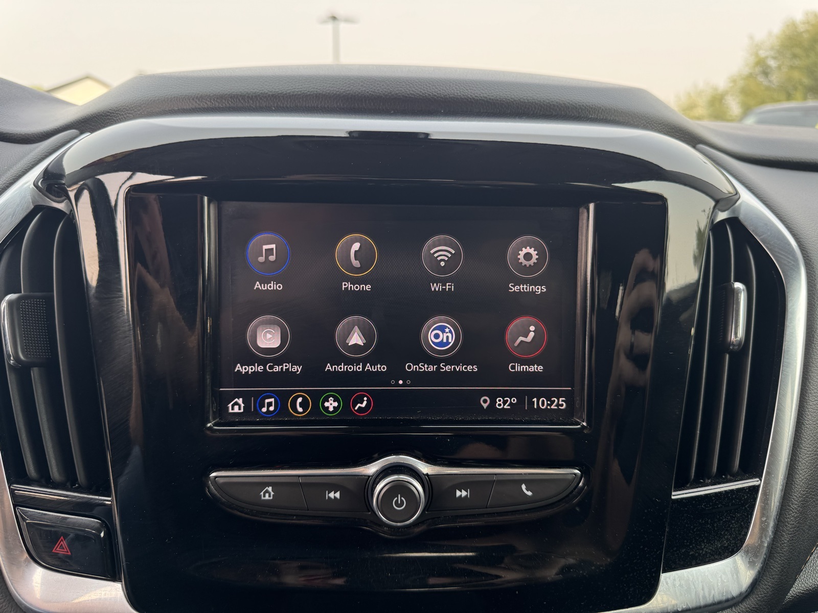 2021 Chevrolet Traverse LS photo 19