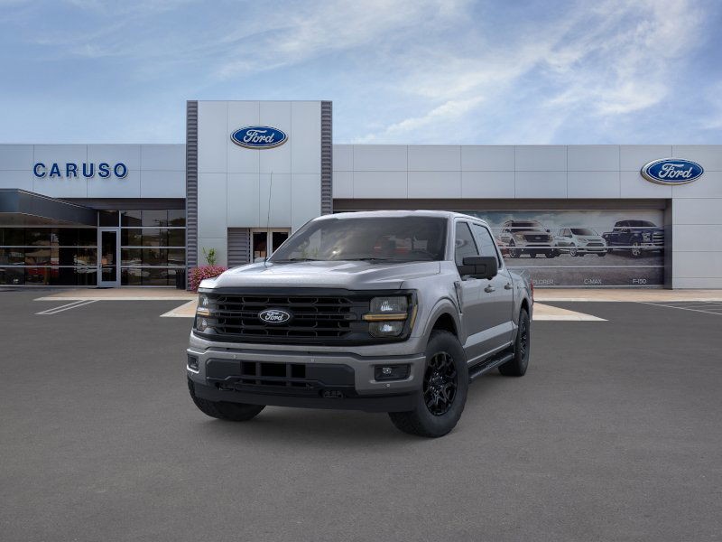 2025 Ford F-150 XLT photo 2
