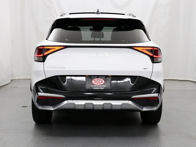 2023 Kia Sportage SX photo 2