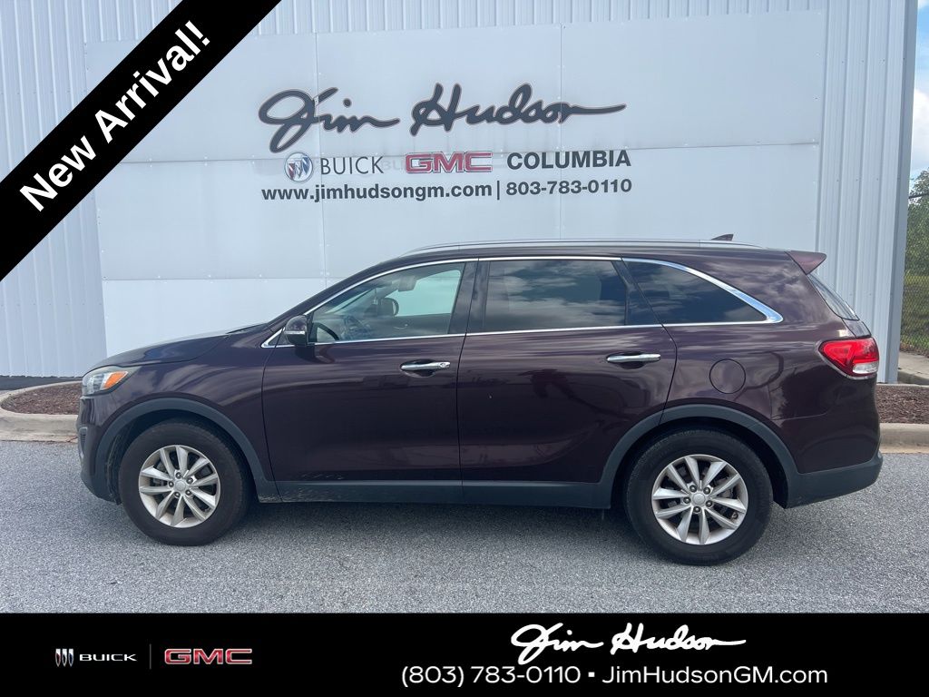 2016 Kia Sorento LX photo 2