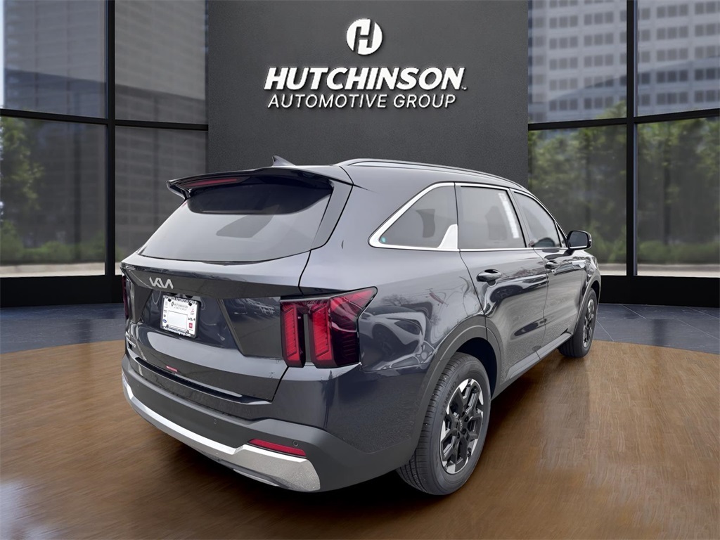 2025 Kia Sorento S photo 8