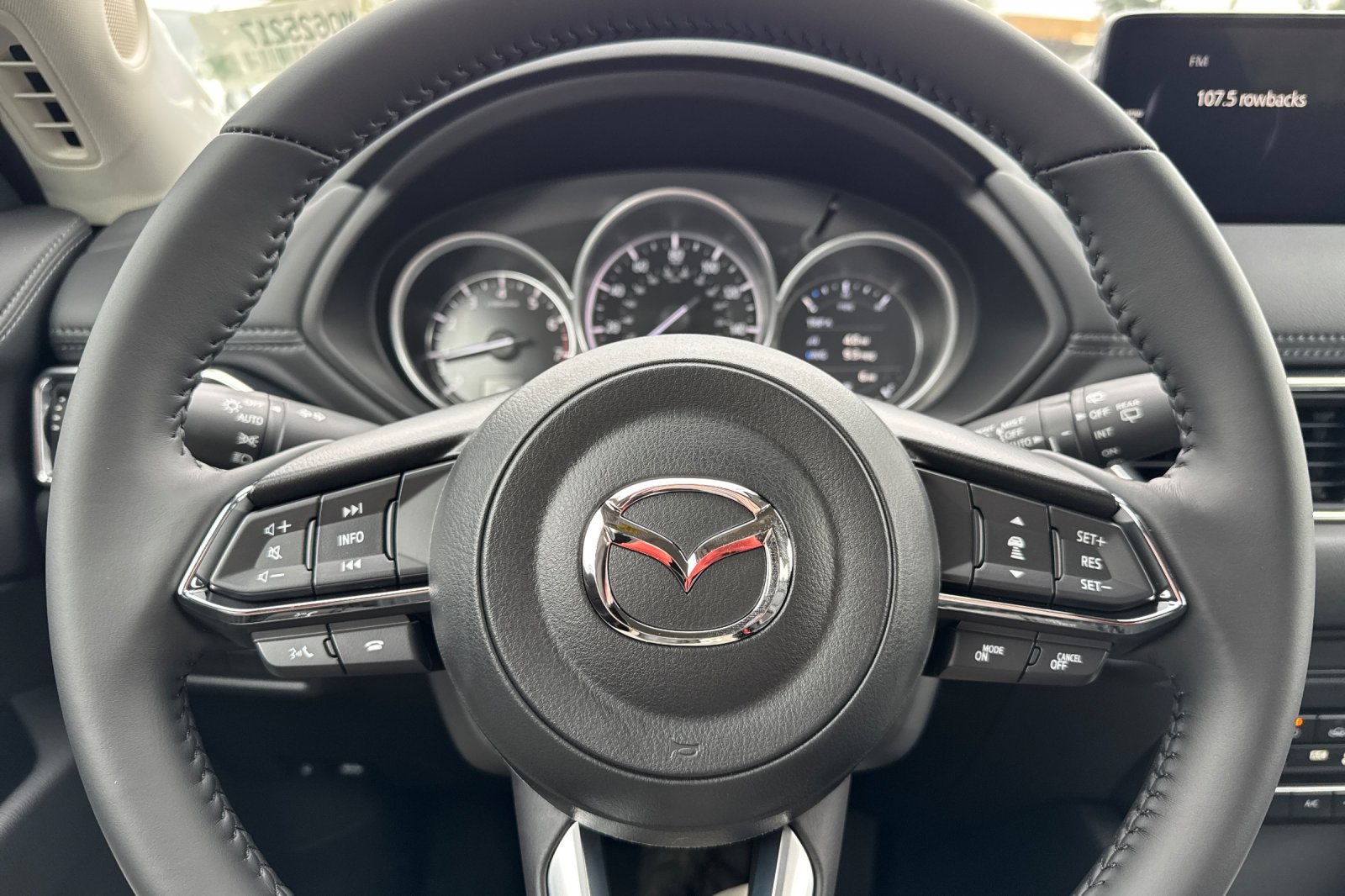 2025 Mazda CX-5 2.5 Select photo 21