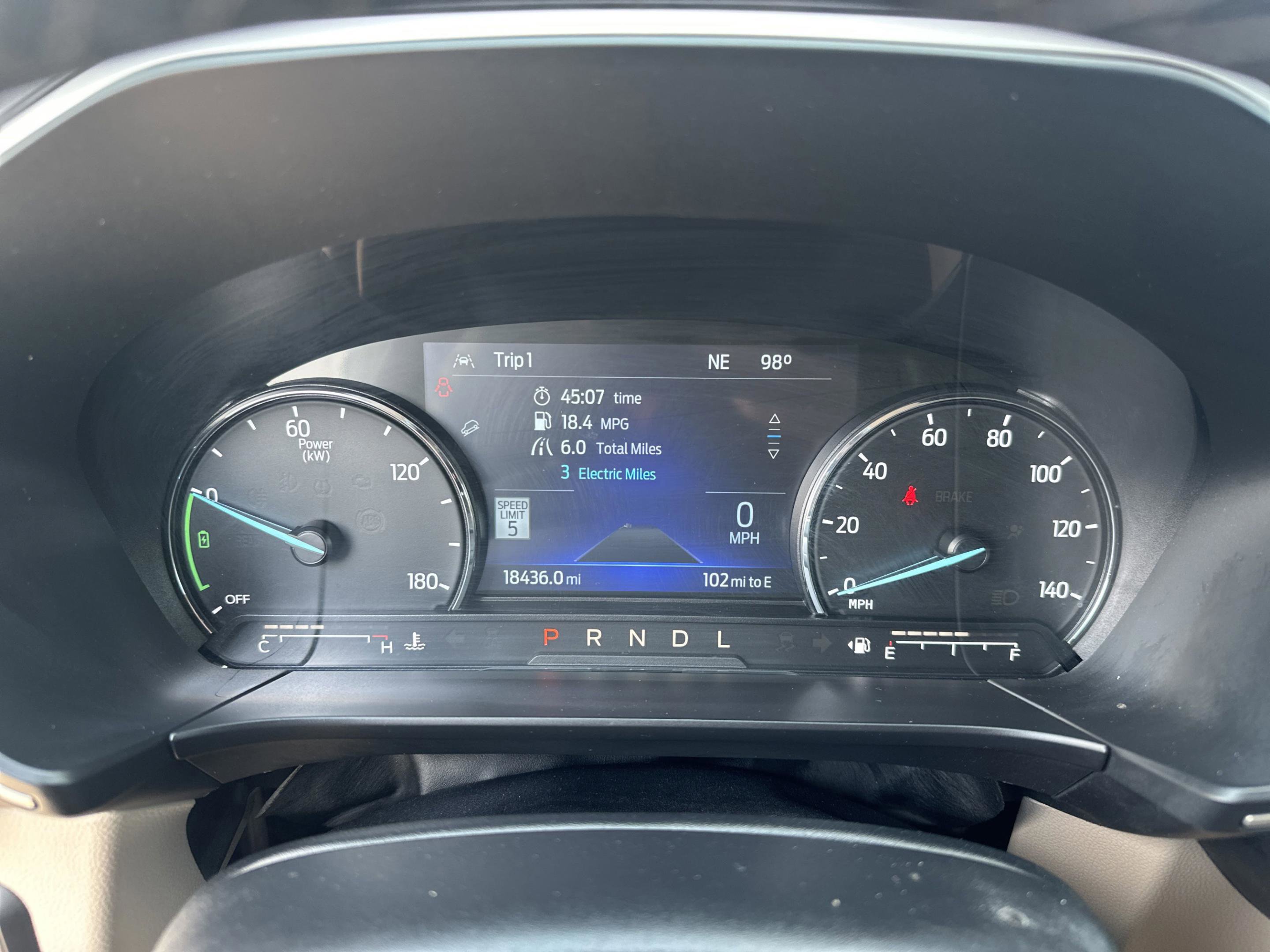 2021 Ford Escape SEL photo 18