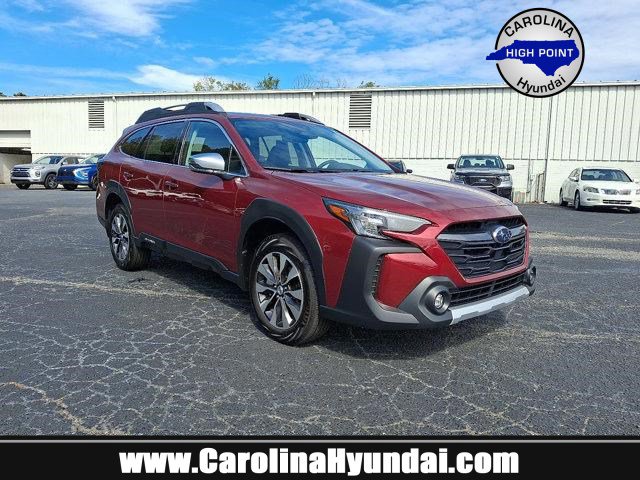 2025 Subaru Outback Touring's photo