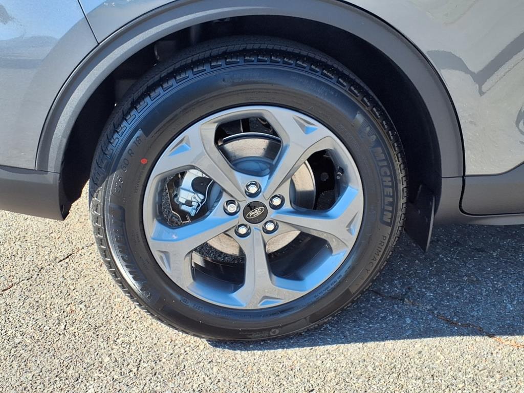 2025 Ford Escape ST-Line photo 7