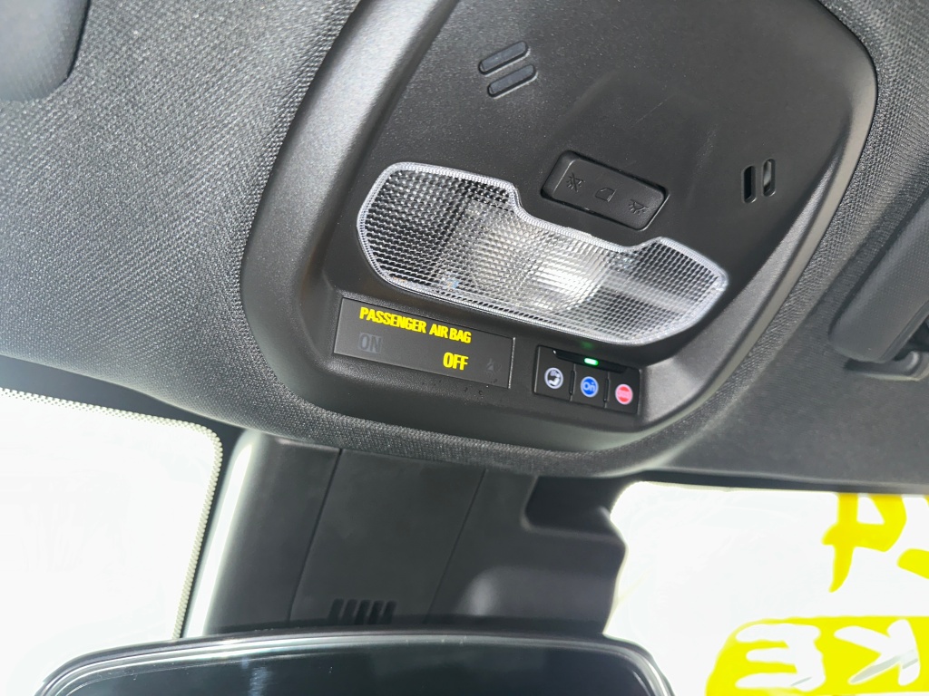 2024 Chevrolet Trax photo 13