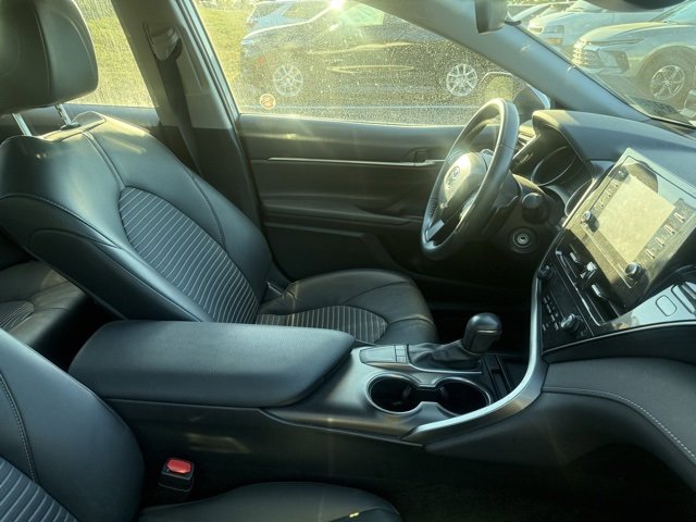 2024 Toyota Camry SE photo 4