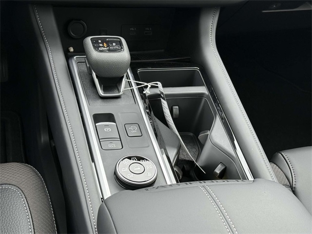 2025 Nissan Pathfinder SL photo 21