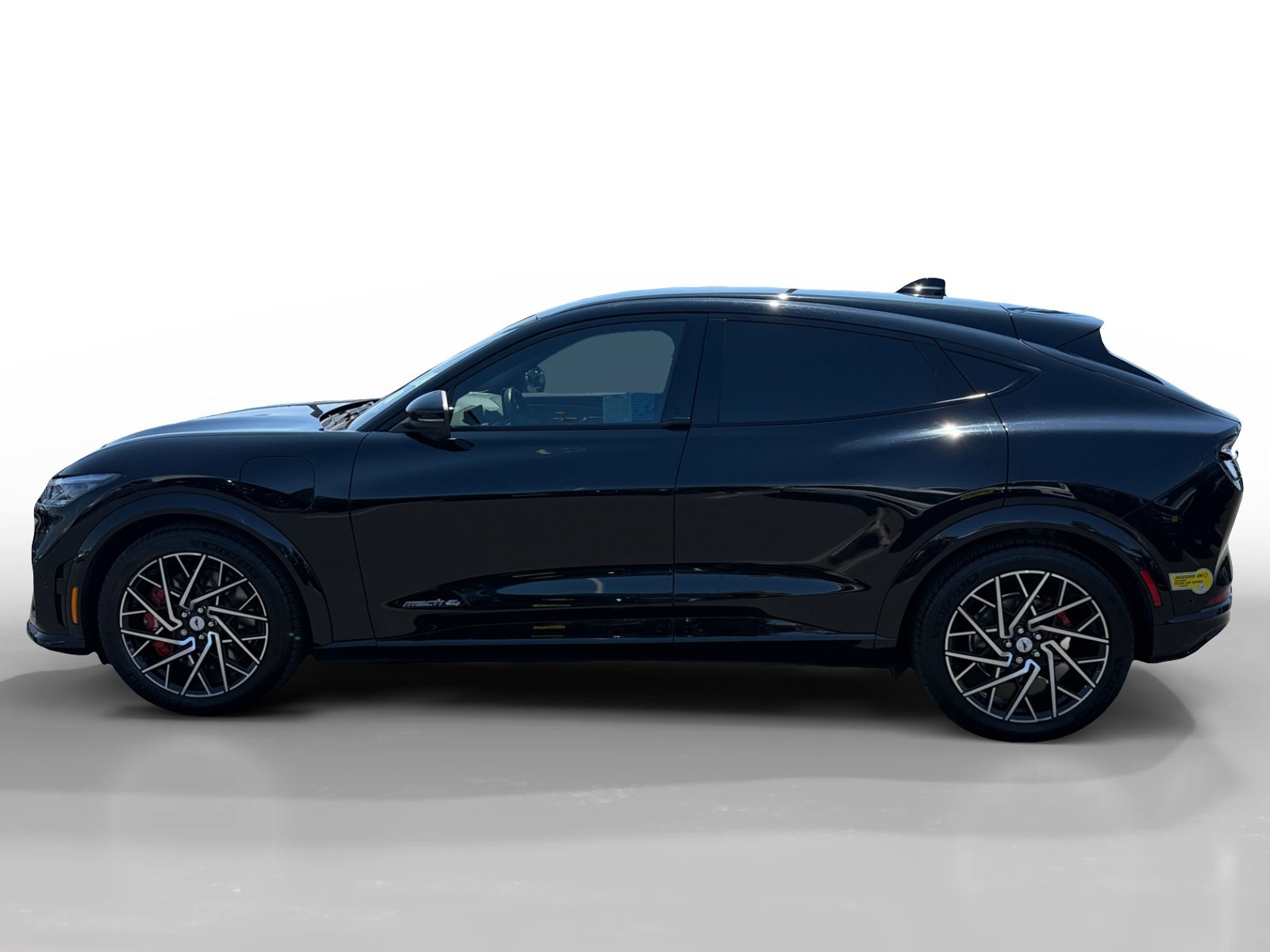 2022 Ford Mustang Mach-E GT photo 2
