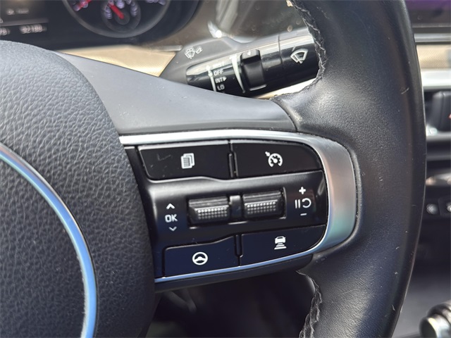 2022 Kia K5 GT-Line photo 18