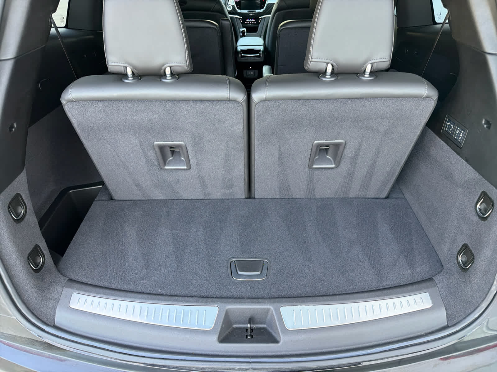 2025 Cadillac XT6 Premium Luxury photo 24