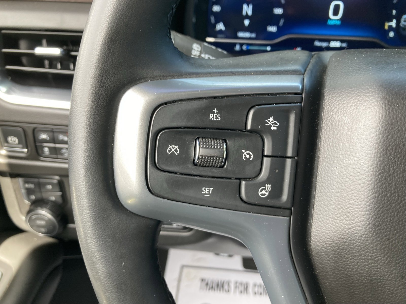 2024 Chevrolet Suburban Z71 photo 21