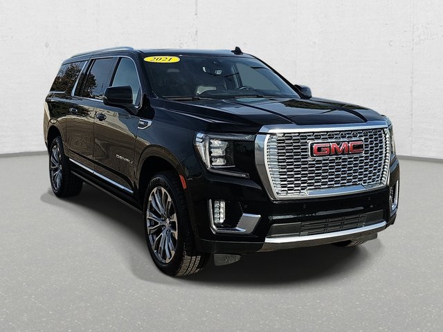 2021 Gmc Yukon XL Denali photo 3