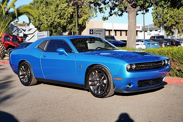 Used 2023 Blue Dodge R/T Scat Pack image 5