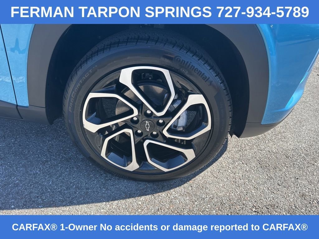 2025 Chevrolet Trax photo 2