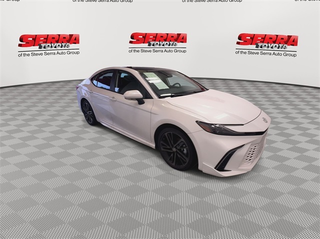 2025 Toyota Camry XSE photo 3