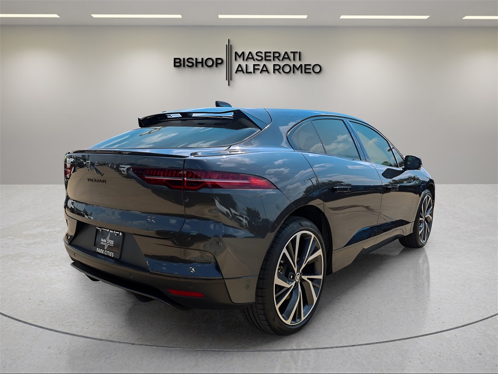 2024 Jaguar I-PACE HSE photo 3