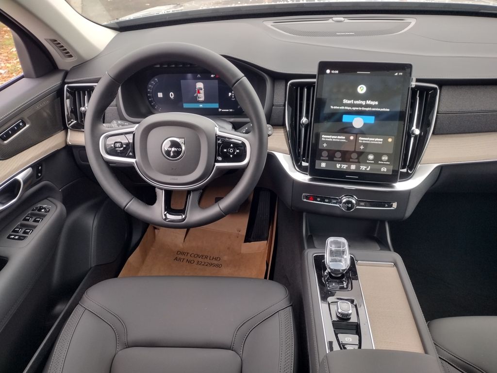 2026 VOLVO XC90 - Image 26