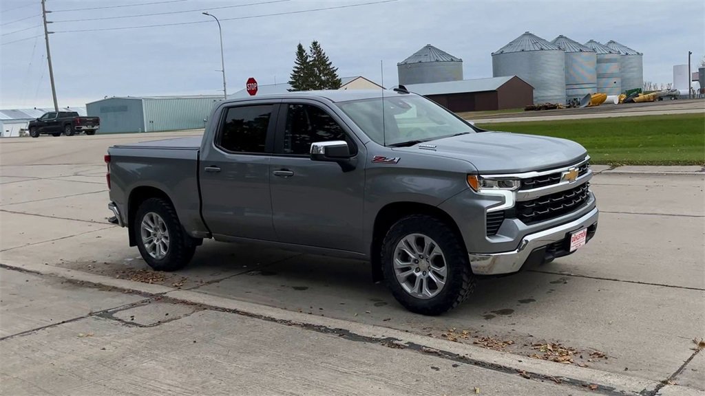 Used 2023 Chevrolet Silverado 1500 LT with VIN 1GCUDDE87PZ141570 for sale in Oslo, Minnesota