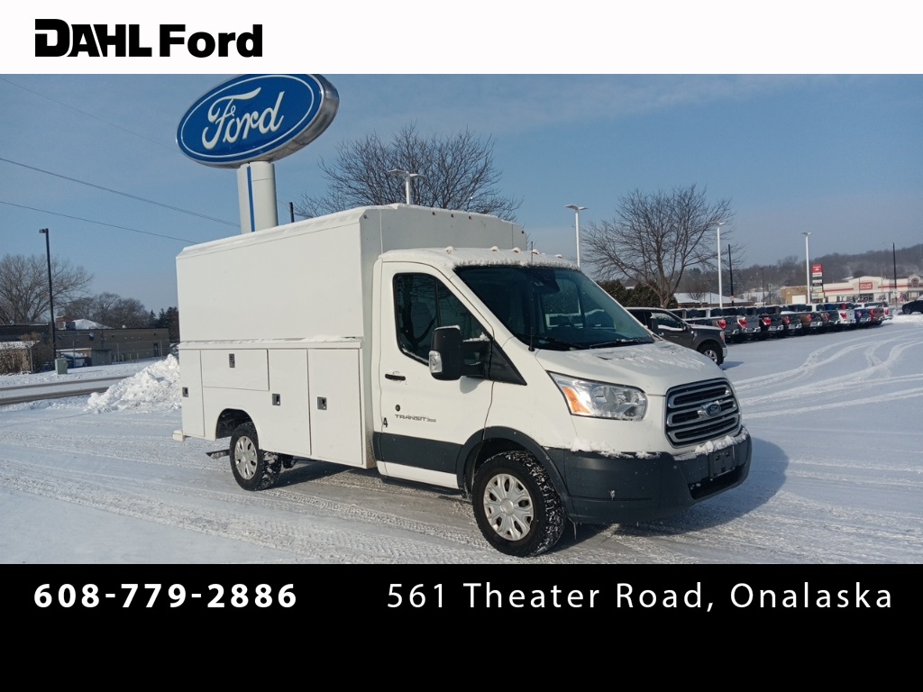 2017 Ford Transit Cutaway Base's photo